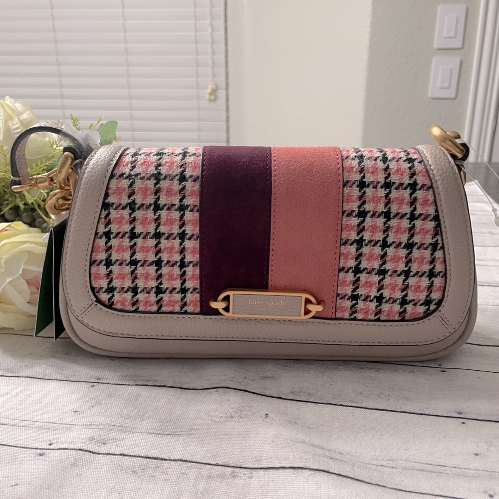 Kate Spade NewYork
Gramercy Racing Stripe Plaid Twill Fabric Small Flap … - Picture 2 of 13